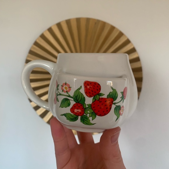 Dining Vintage Strawberry Mug With Bag Holder Poshmark